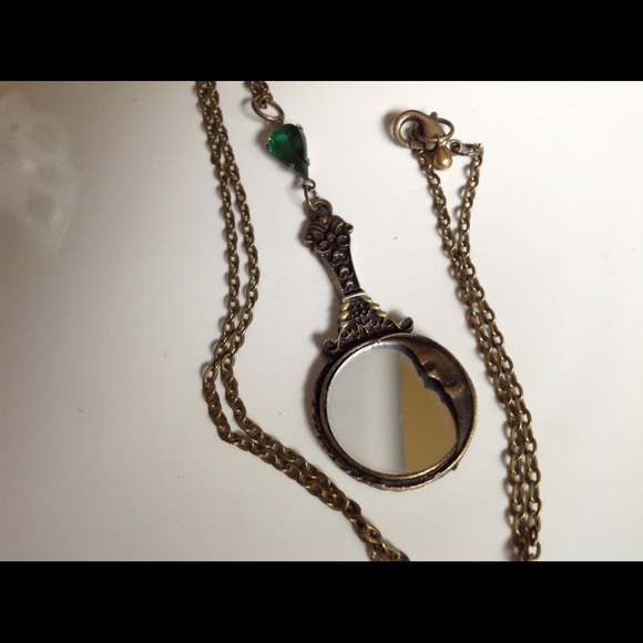 Jewelry - Crescent moon mirror
