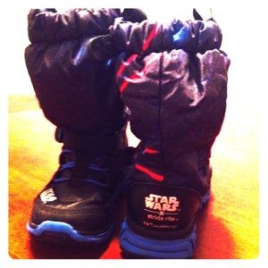 Stride Rite Made To Play Star Wars Sneaker Boot