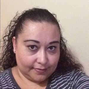 Meet your Posher, Angie