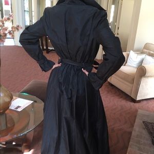 A"Laundry" black evening trench coat