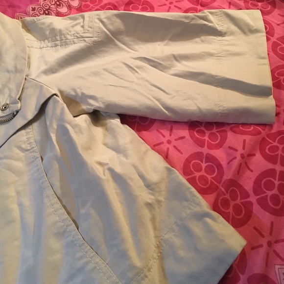 Zara Jacket - Picture 2 of 4