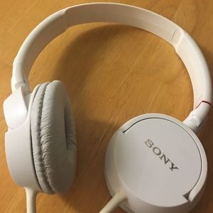 Sony Headphones! Excellent sound quality!