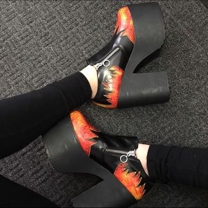 UNIF pyro boots 🔥🔥🔥