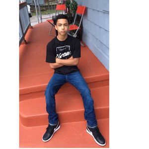 Meet your Posher, Nicholas