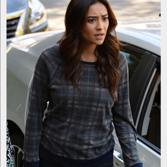 BNWT CELEB FAVORITE PLAID LETTERMAN TEE SZ 1 - Picture 2 of 4