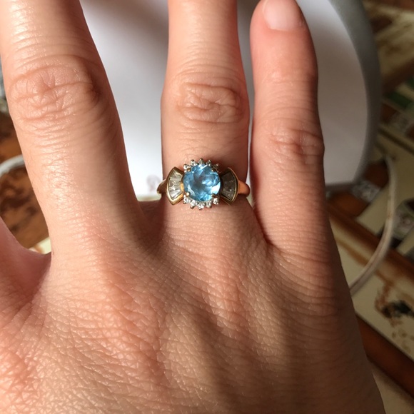 10K gold ring