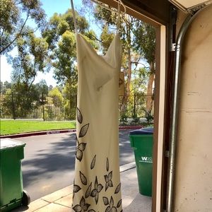 Brand new cute white dress with nice details