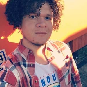 Meet your Posher, Mariel