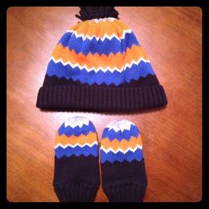 Gymboree Toddler Hat and Gloves