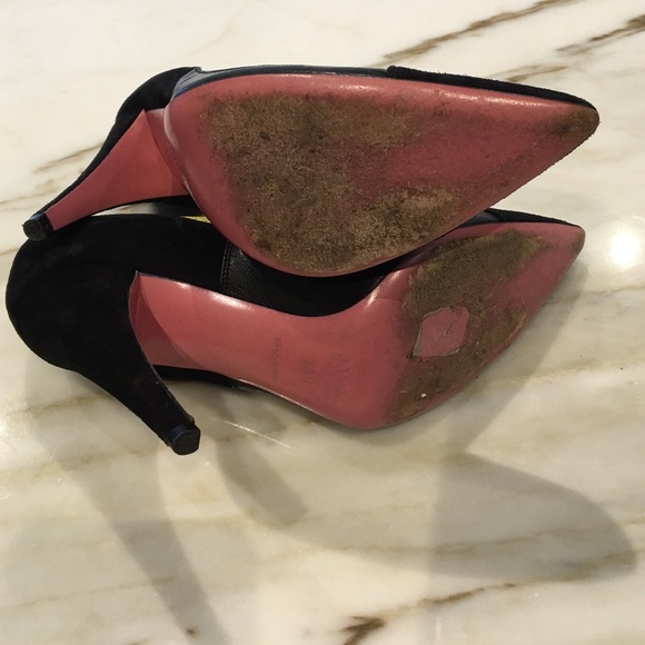 SOLD 🎁Prada yellow and black pumps. Size 7.5. - Picture 3 of 4