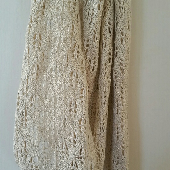 Scarf - Picture 2 of 3