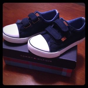 Tommy Hilfiger Boys' Sneaker