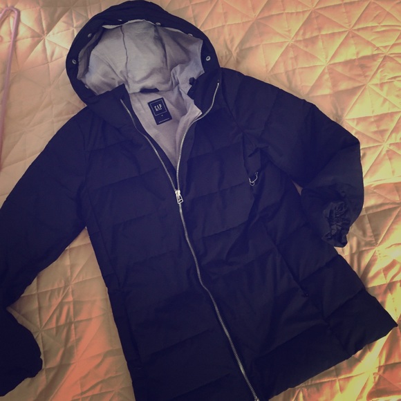 Black puffer jacket