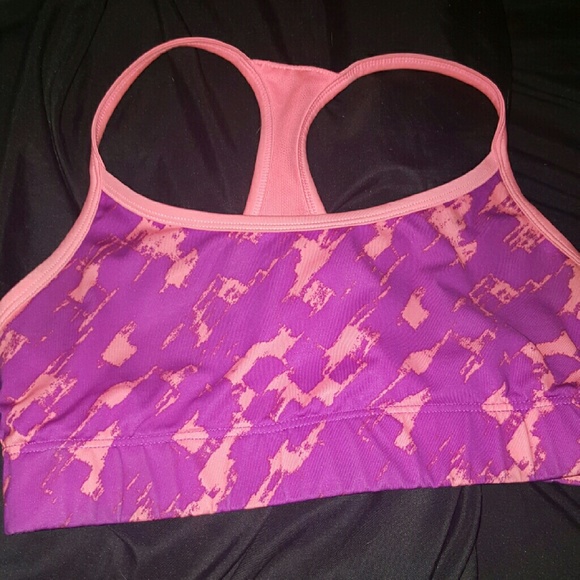 Sports bra