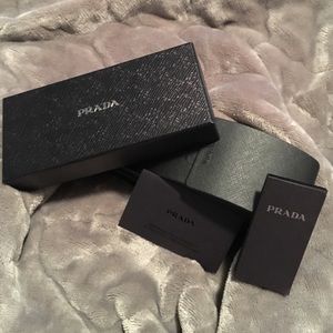 💯 AUTHENTIC Prada Sunglasses Case