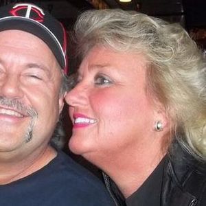 Meet your Posher, Rena