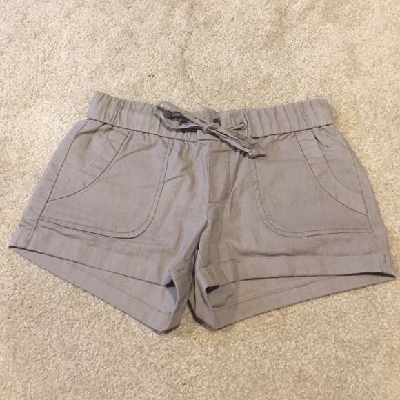 SALE‼️Jessica Simpson light brown 3" inseam shorts