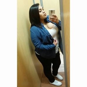 Meet your Posher, Zuniga