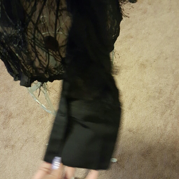 Button down - Picture 2 of 4