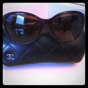 Chanel sunglasses 😎