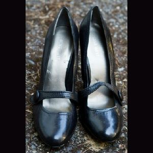 Nine West Size 8.5 Black Mary Jane Heels