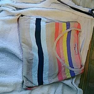 Long sleeve thin sweater