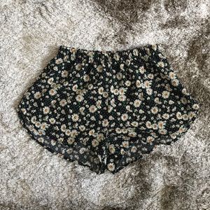 Daisy Shorts
