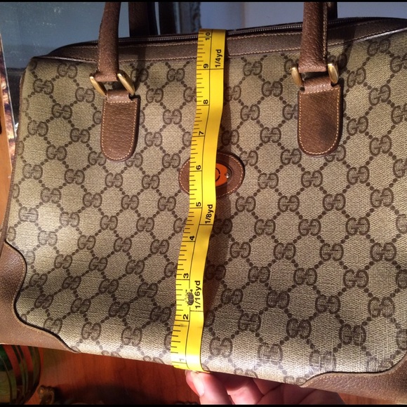 Authentic Gucci Travel - Picture 4 of 4