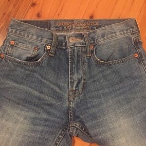 28x32 American Eagle Slim Straight Guys Jeans