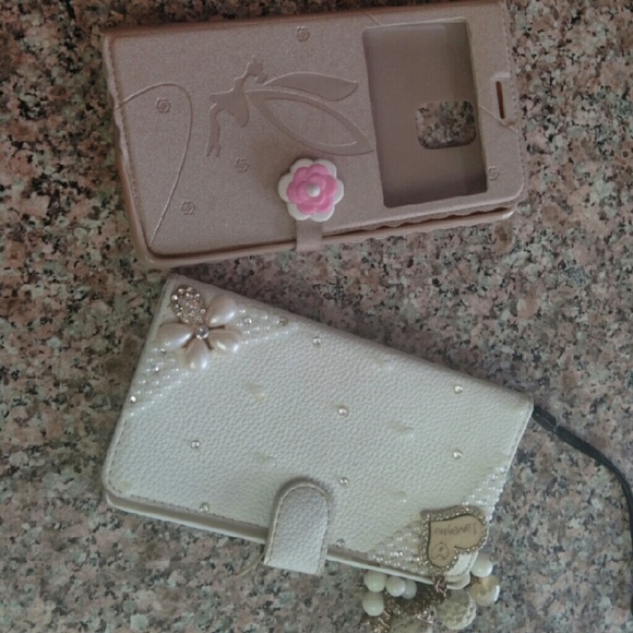 Two Samsung galaxy note 4 cases