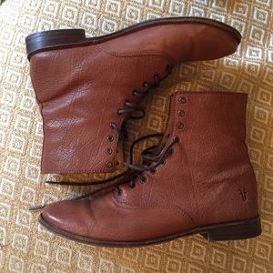 FRYE lace up boot 🍂