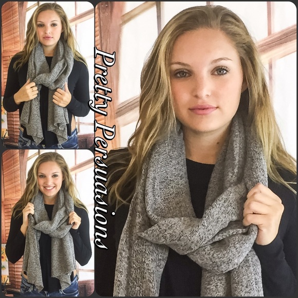 Speckled Heather Gray Cozy Knit Scarf - Picture 2 of 4