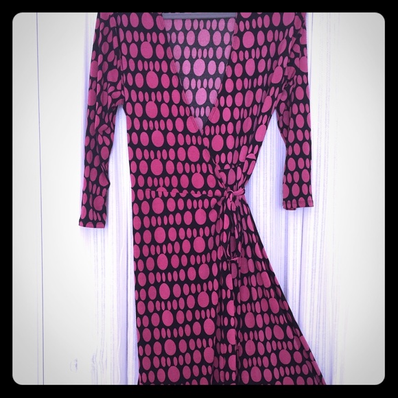 Long-sleeve polkadot wrap dress. Apt. 9