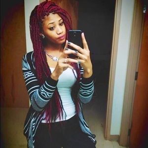 Meet your Posher, Sade