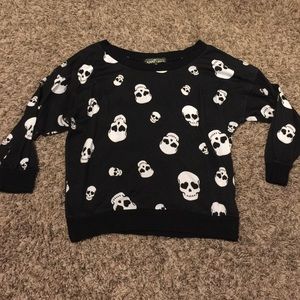 Crop Sweater/shirt with lace back