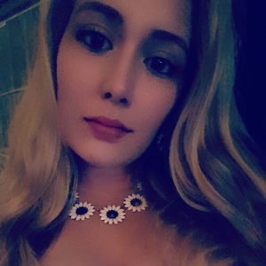 Meet your Posher, Beatrice