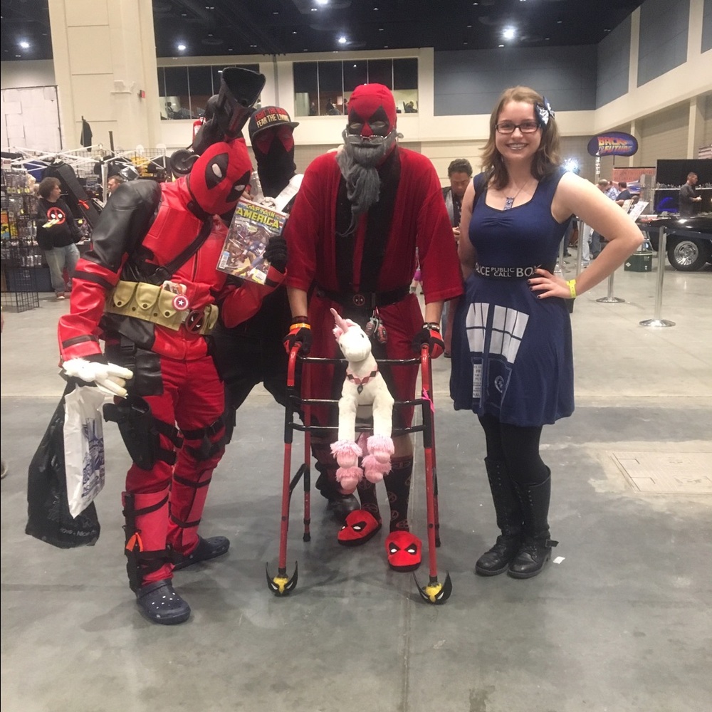 Meet your Posher, Eg