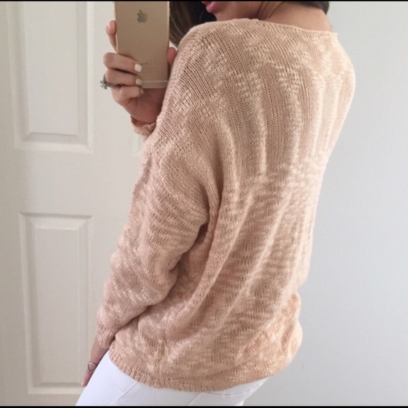 ❗️SOLD❗️✨ SOFT BLUSH KNITTED SWEATER - NWT✨ - Picture 2 of 4