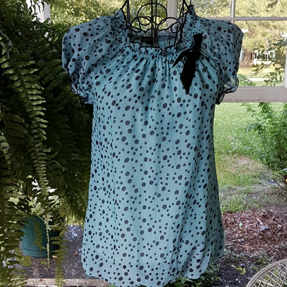 BEAUTIFUL TUNIC.... SO PRETTY