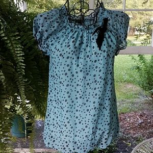 BEAUTIFUL TUNIC.... SO PRETTY