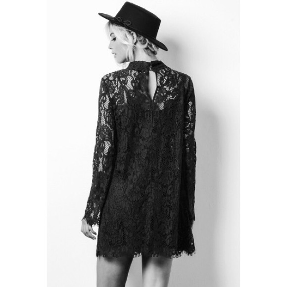 ▪️CLEARANCE *LAST1* Black Mock Neck Lace Dress - Picture 2 of 2