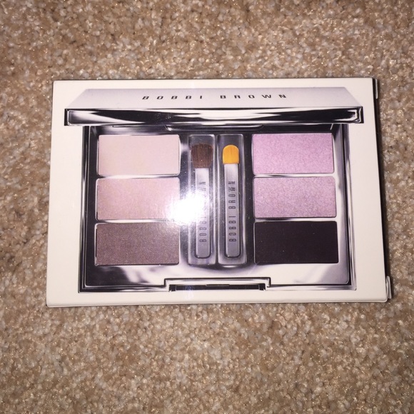 Brand New Bobbi Brown Eyeshadow Pallet