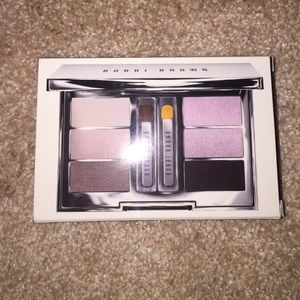 Brand New Bobbi Brown Eyeshadow Pallet
