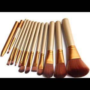 12 pcs Brushes Set. Brand New