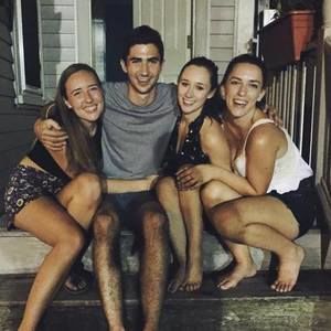 Meet your Posher, Alexx