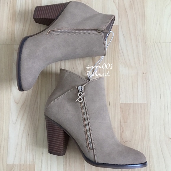 Parker & Sky Shoes - Tan Beige Suede Like Ankle Booties Boots NWOT