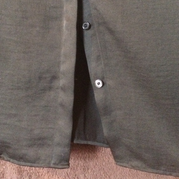 Talbot's Black Button Down Top Petite 16 - Picture 3 of 4