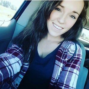 Meet your Posher, Marisa