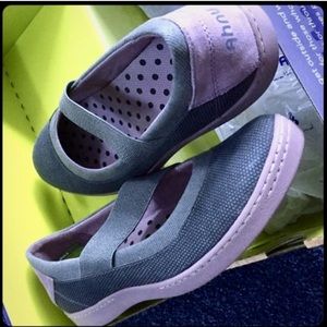 AHNU Casual Slip on Shoes