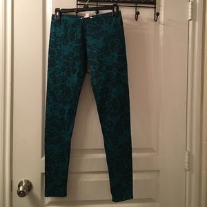 Lauren Conrad legging.